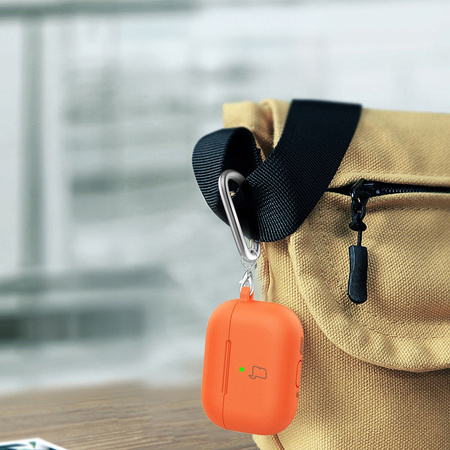 Silikonowe etui z karabińczykiem Bizon Case Headphone Silicone do AirPods 4, pomarańczowe