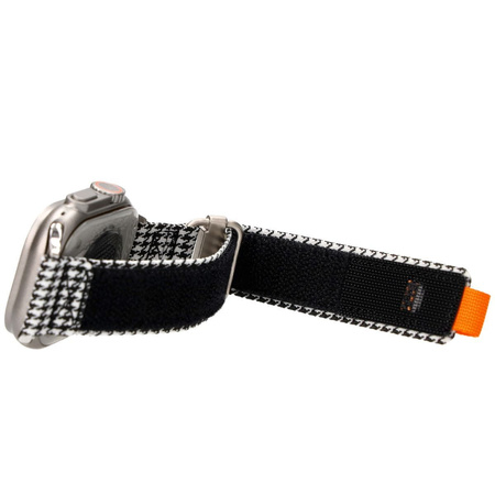 Pasek Bizon Strap Watch Urban do Apple Watch 44/45/46/49 mm, czarno-biała pepitka